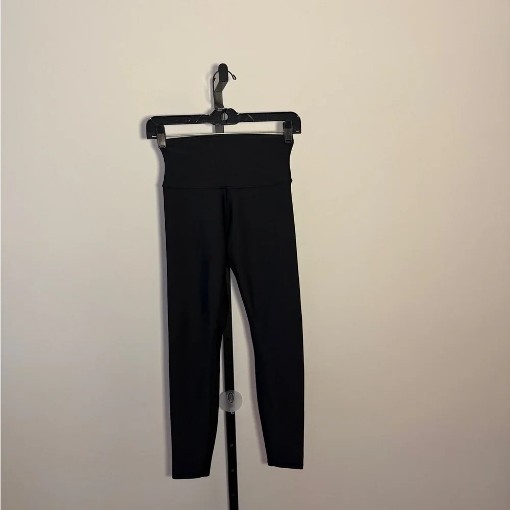 ALO Yoga Black Leggings Size S - Picture 1 of 4